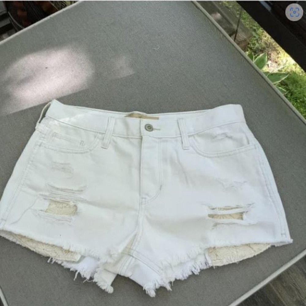 Hollister high rise white denim‎ shorts 30